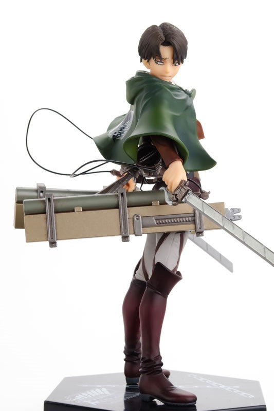 Attack On Titan: Ichiban Kuji Lottery Prize A Levi Figure - Three Dimensional Maneuver Gear Ver. (2nd hand)