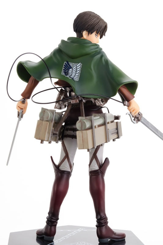Attack On Titan: Ichiban Kuji Lottery Prize A Levi Figure - Three Dimensional Maneuver Gear Ver. (2nd hand)