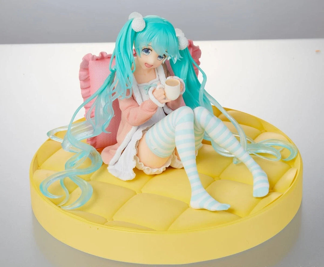 Vocaloid Hatsune Miku (Original Casual Wear Ver.) Figure