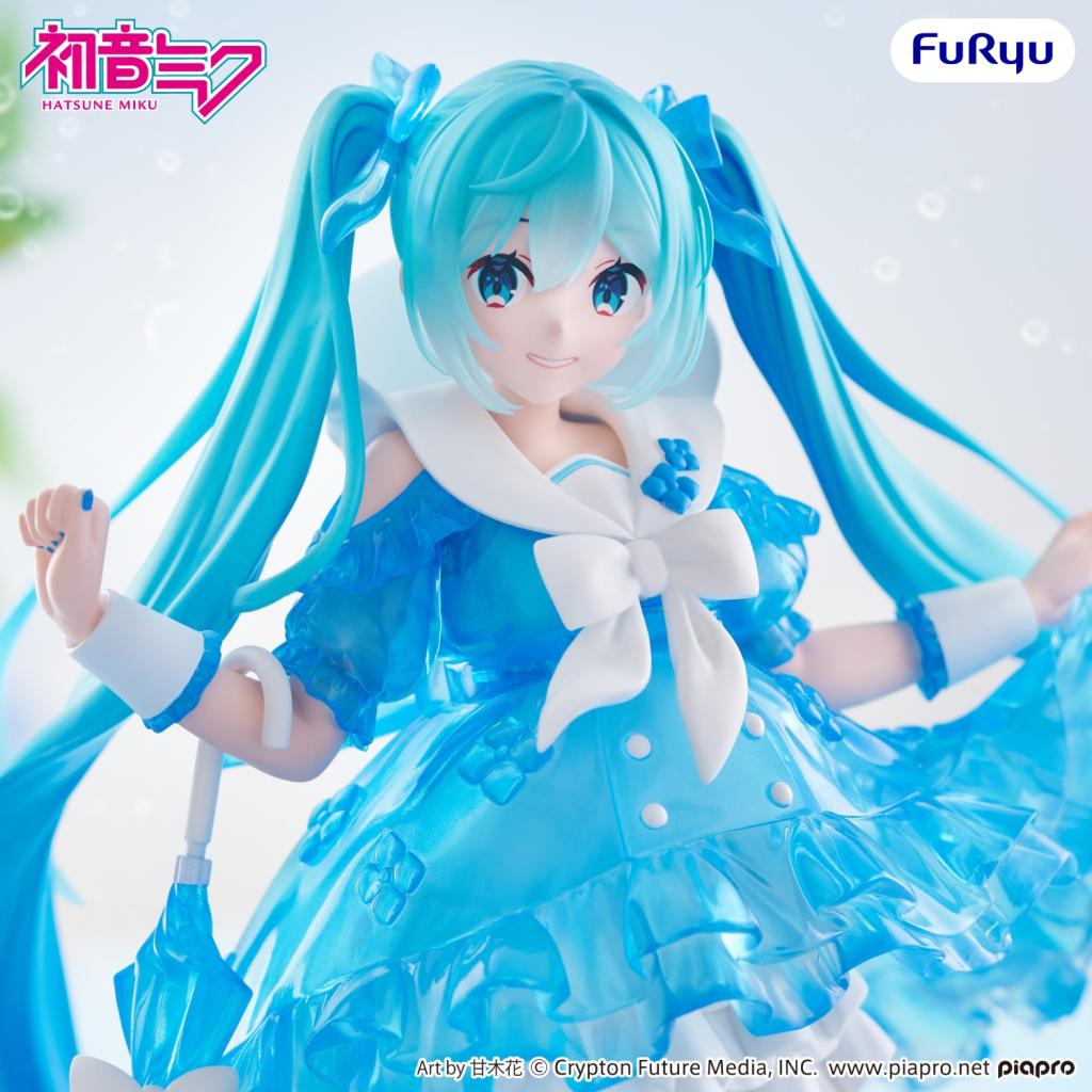 Vocaloid Trio-Try-iT Hatsune Miku (Rainy Dance) Figure