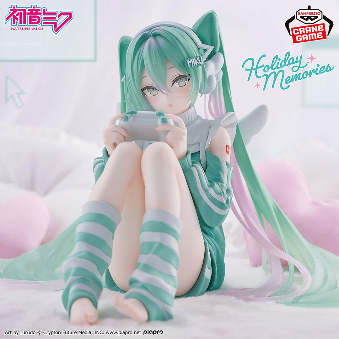 Vocaloid Holiday Memories Hatsune Miku (Game) Figure