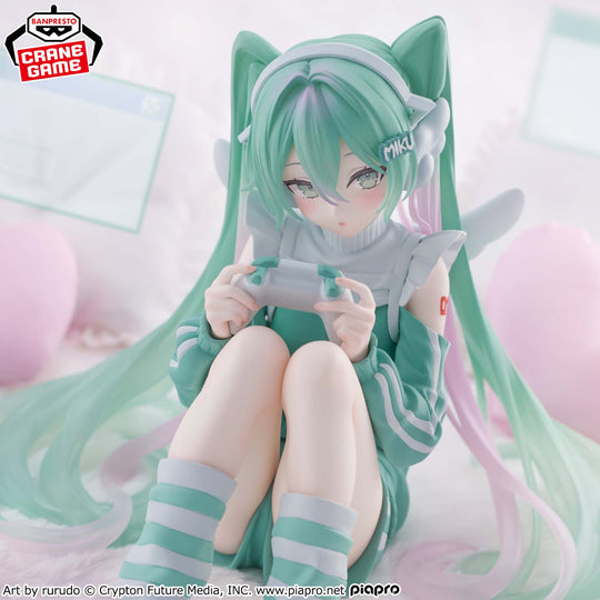 Vocaloid Holiday Memories Hatsune Miku (Game) Figure