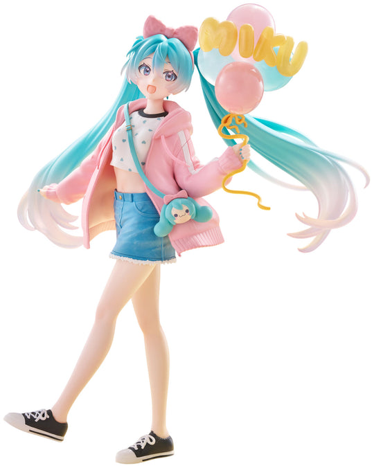 Vocaloid Muchute Hatsune Miku (Theme Park Date Ver.) Figure [Preorder]