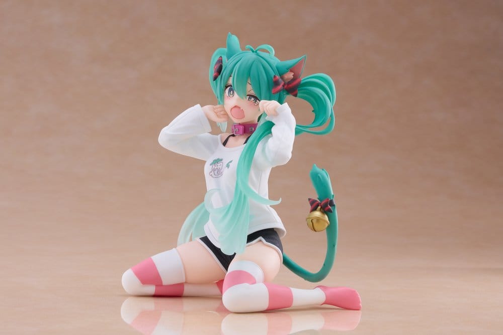 Hatsune Miku Desktop Cute Figure - Hatsune Miku Cat Ears T-Shirt Ver.