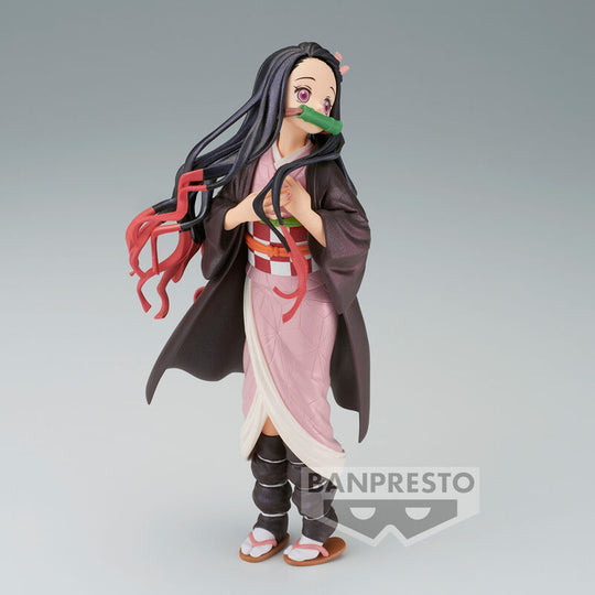 Demon Slayer Kimetsu no Yaiba Nezuko Kamado figure 22cm