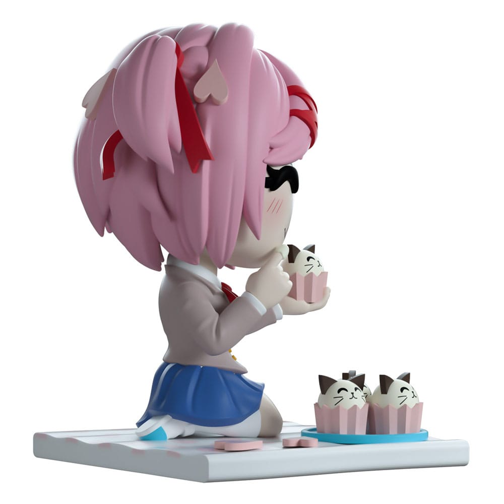 Doki Doki Literature Club! Vinyl Figure Picnic Natsuki 11 cm