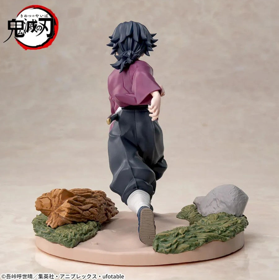 Demon Slayer: Kimetsu No Yaiba  Tomioka Giyu Figure (Childhood) Xross Link