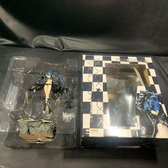 Black Rock Shooter -animation version- 1/8 scale figure (2nd Hand)