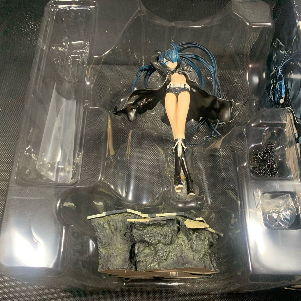 Black Rock Shooter -animation version- 1/8 scale figure (2nd Hand)
