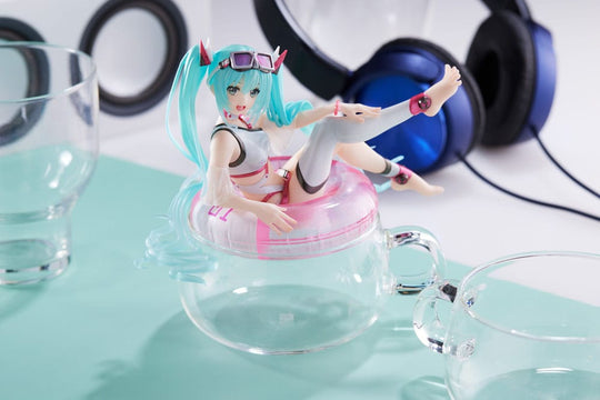 Hatsune Miku Wonderland PVC Statue Aqua Float Girls Figure Hatsune Miku Reissue 18 cm